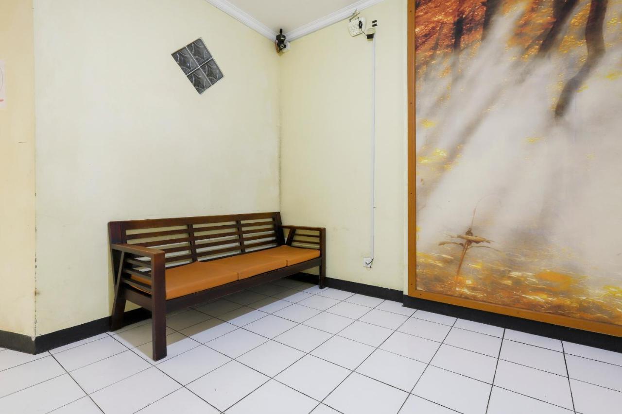 Good Sleep Balikpapan Mitra Reddoorz Hotel Exterior photo